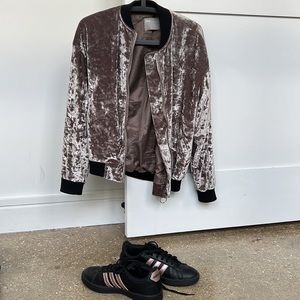 Rose-gold Mauve Crushed Velvet Bomber Jacket